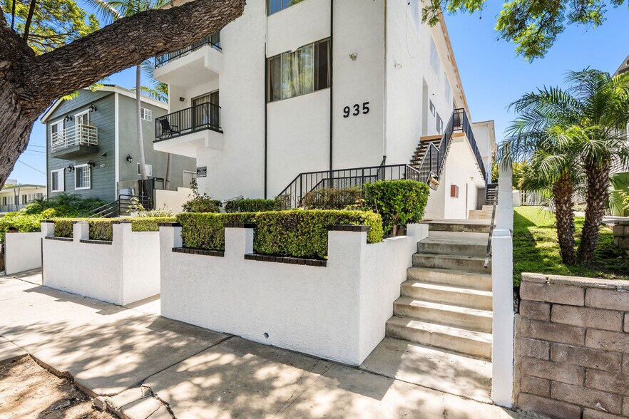 935 W 10th St, San Pedro, CA à vendre - Photo de l’immeuble – Image 3 sur 28