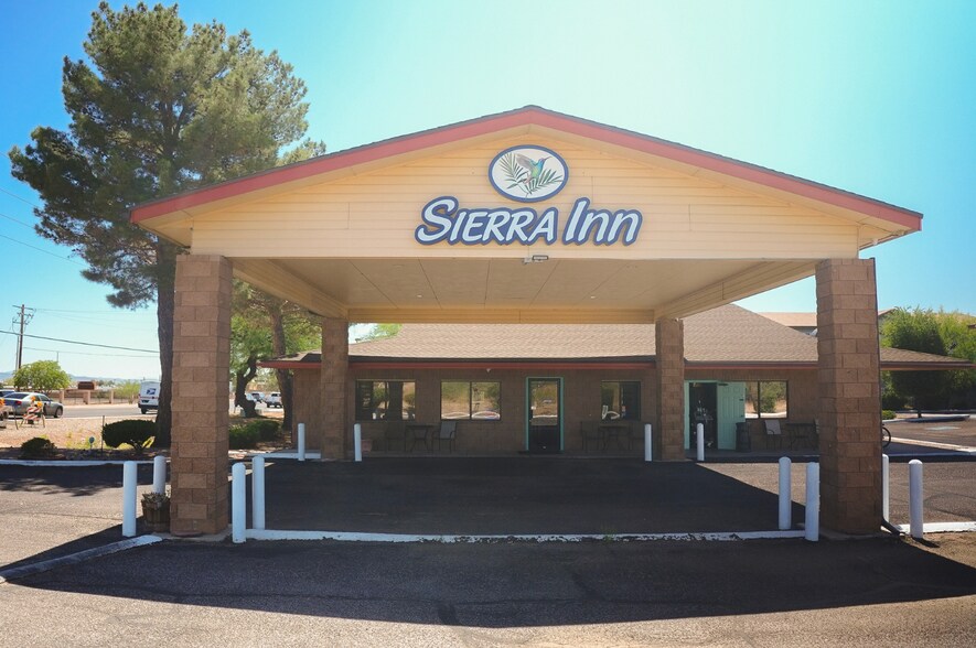 3460 E Fry Blvd, Sierra Vista, AZ à vendre - Photo de l’immeuble – Image 2 sur 13