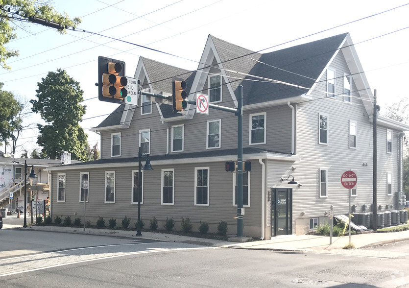 1847-1855 W Point Pike, Lansdale, PA à vendre - Photo de l’immeuble – Image 2 sur 14