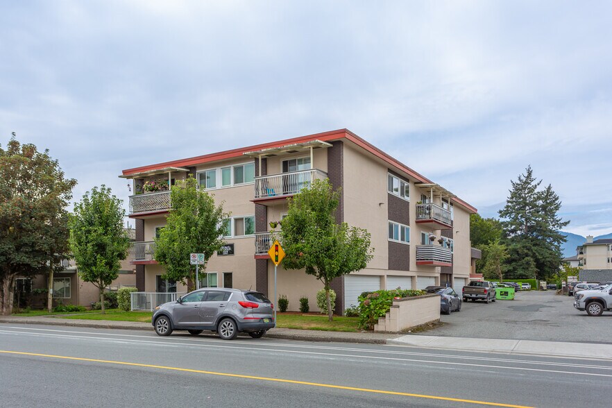 9091 Mary St, Chilliwack, BC à vendre - Photo de l’immeuble – Image 2 sur 6