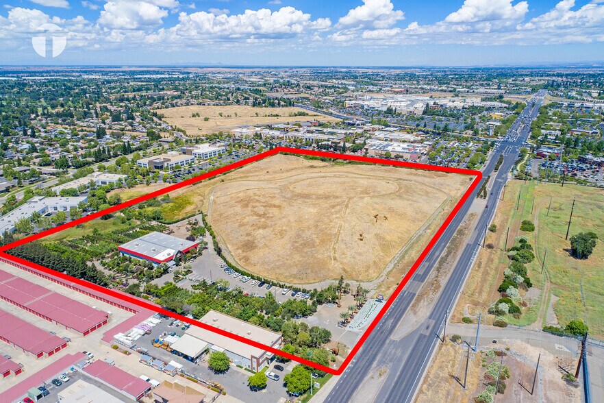 901-903 Galleria Blvd, Roseville, CA à louer - Photo de l’immeuble – Image 3 sur 34
