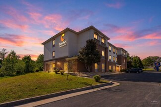 Plus de détails pour 334 Caroline St, Orange, VA - Hôtellerie à vendre