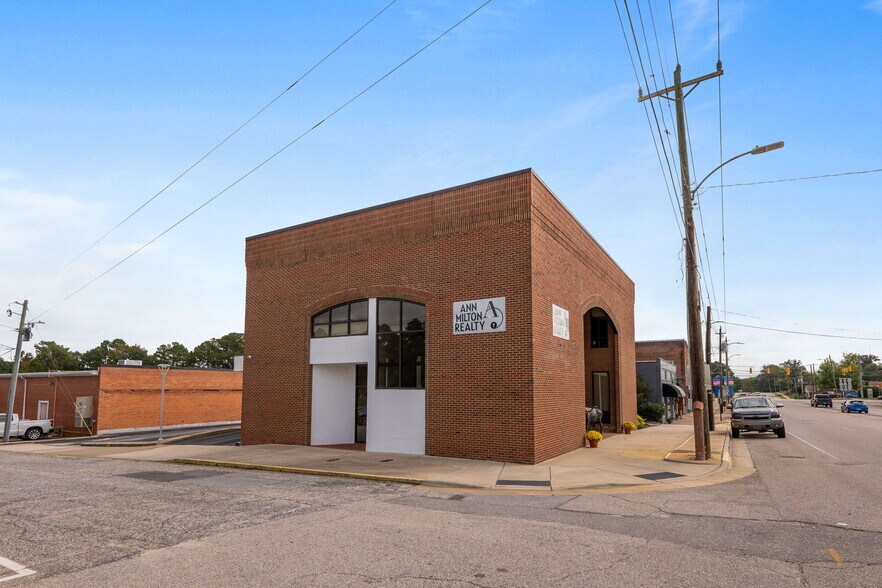 30 W Front St, Lillington, NC à vendre - Photo de l’immeuble – Image 2 sur 64