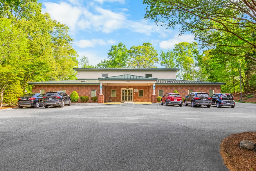 510 Emergency Dr, Lexington, NC à vendre - Photo de l’immeuble – Image 2 sur 13