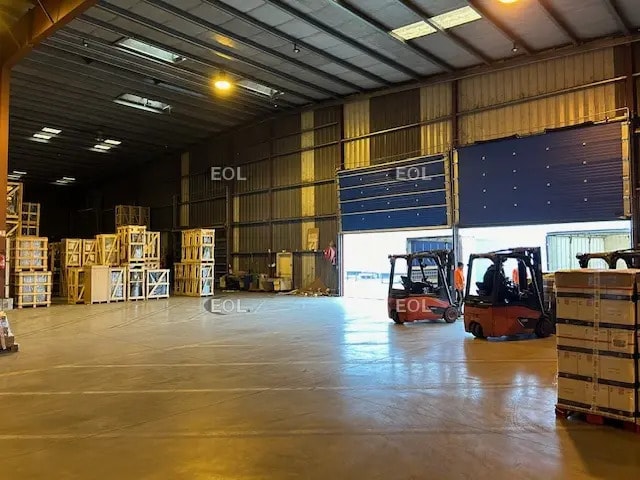 Industriel/Logistique dans Lormont à louer - Photo intérieure – Image 2 sur 2