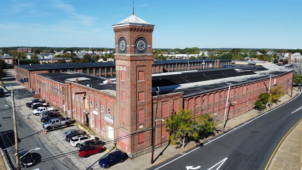 21 Sabin St, Pawtucket, RI à louer - Aérien – Image 1 sur 10