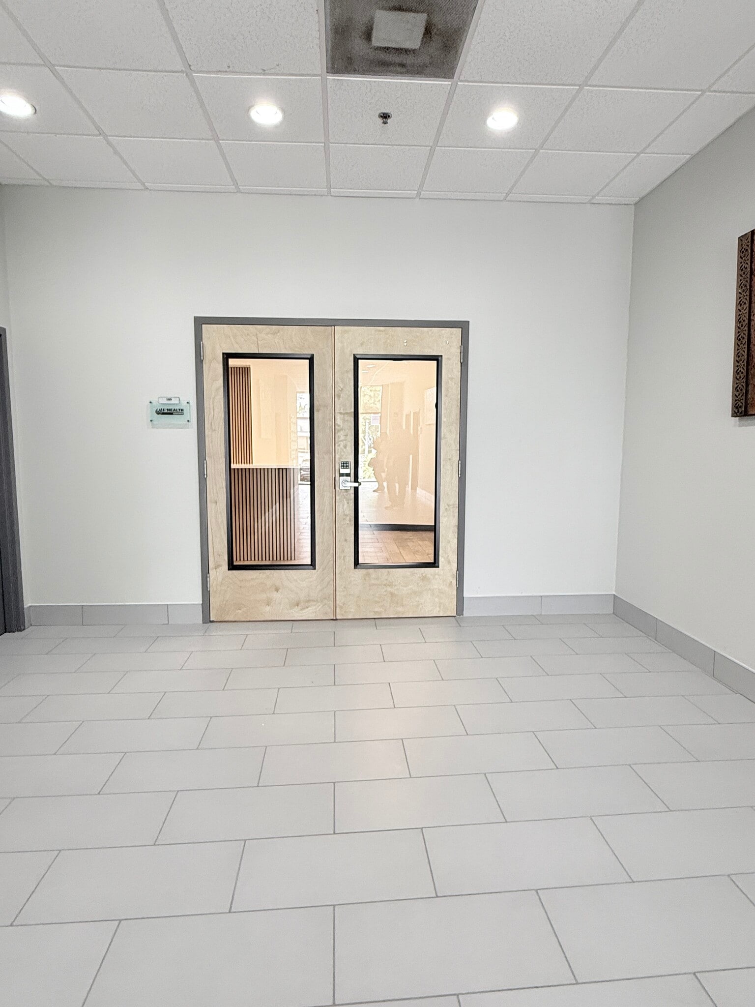 5402 W Laurel St, Tampa, FL à louer Photo intérieure– Image 1 sur 12