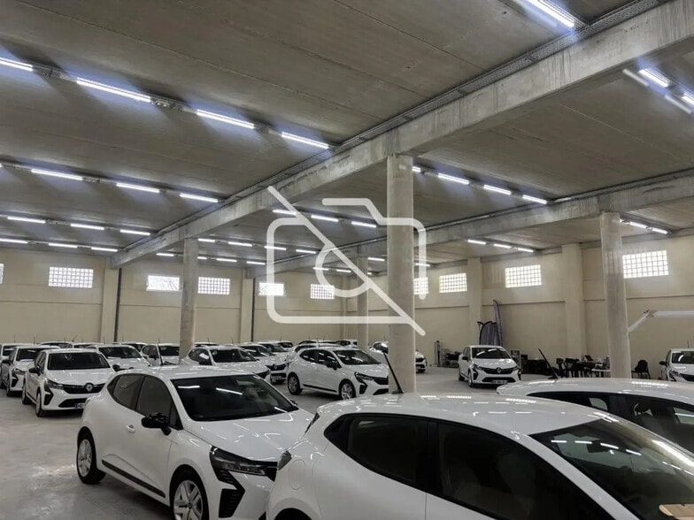 Bureau dans Neuilly-sur-Marne à louer - Photo de l’immeuble – Image 1 sur 3