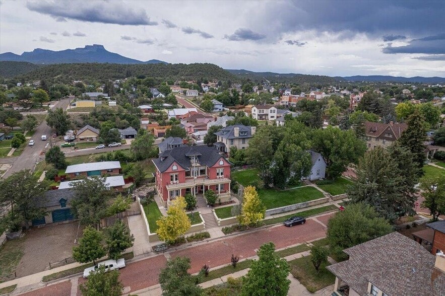 310 E 2nd St, Trinidad, CO à vendre - Photo principale – Image 1 sur 48