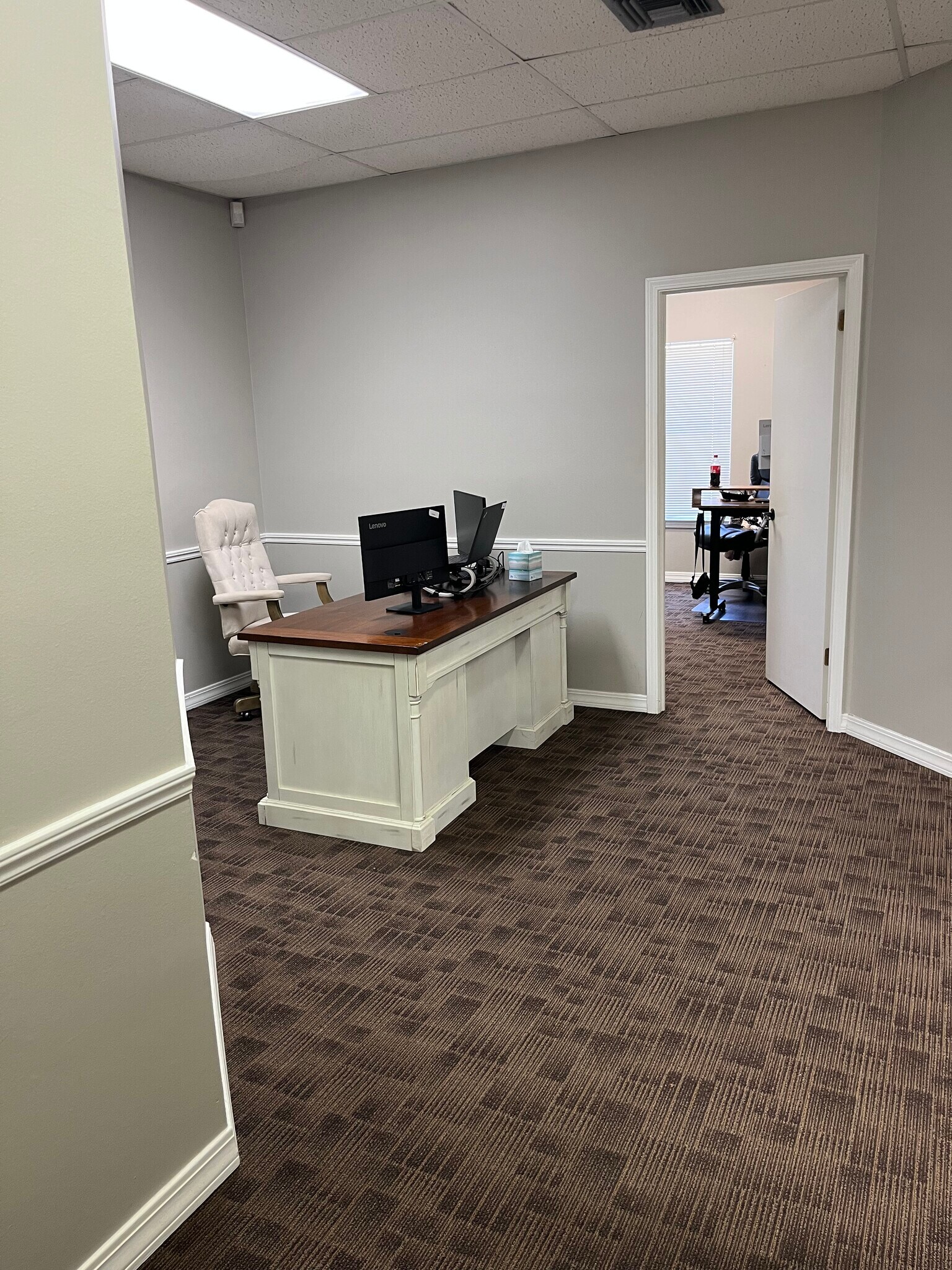 1110 Hillcrest Rd, Mobile, AL à louer Photo intérieure– Image 1 sur 5