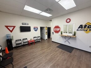 11233 Crown Park Dr, Houston, TX à louer Photo intérieure– Image 1 sur 9