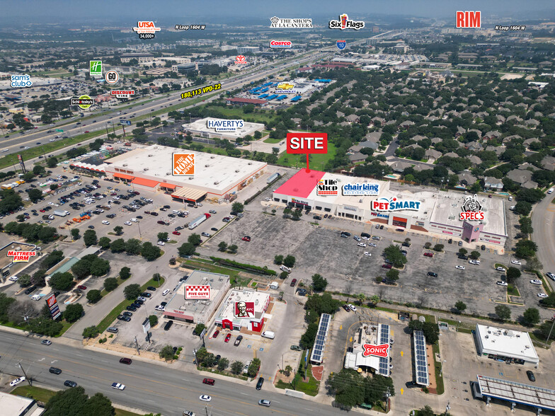 5219 DeZavala Rd, San Antonio, TX à louer - Photo de l’immeuble – Image 3 sur 4