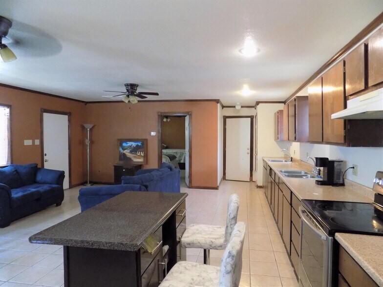 20541 FM 1021, El Indio, TX à vendre - Photo de l’immeuble – Image 3 sur 8