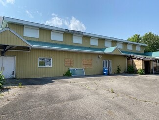 Plus de détails pour 5049 Mcneely Rd, Navan, ON - Industriel/Logistique à vendre