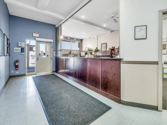 1254 3 Av S, Lethbridge, AB à vendre - Hall d’entrée – Image 3 sur 8