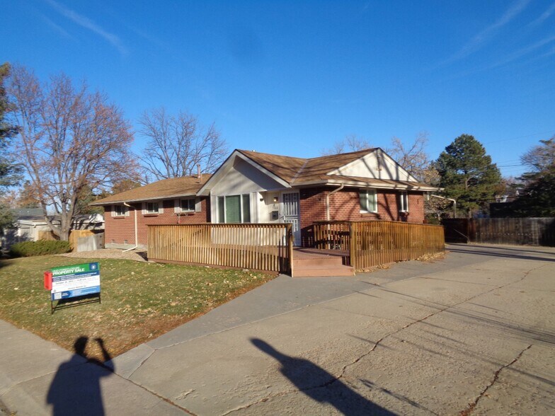 5968 S Clayton St, Centennial, CO à vendre - Photo principale – Image 1 sur 17