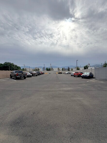 2119 S 1200 W, Woods Cross, UT à louer - Photo de l’immeuble – Image 2 sur 6