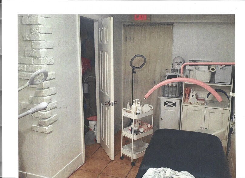 1686-1700 Central Park Ave, Yonkers, NY à louer - Photo de l’immeuble – Image 3 sur 7