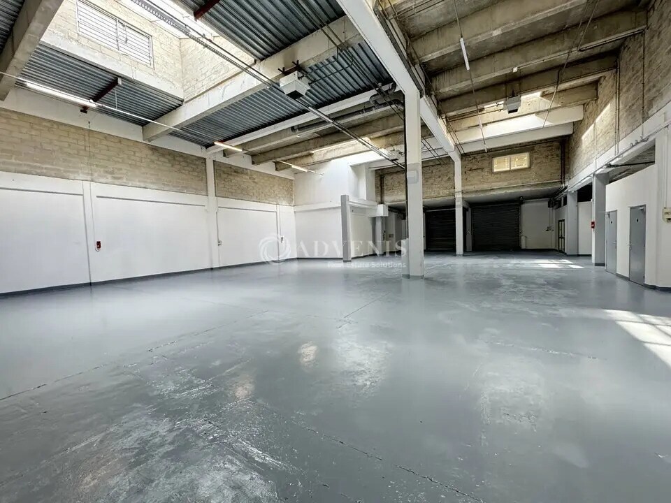 Local d’activités dans Aulnay-sous-Bois à louer Photo de l’immeuble– Image 1 sur 11