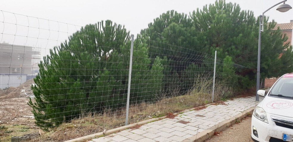 Terrain dans Boecillo, Valladolid à vendre - Photo de la construction – Image 1 sur 5