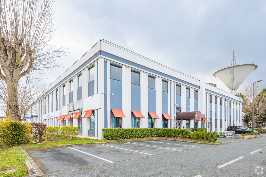 10 Avenue Du Québec, Villebon-sur-Yvette à louer - Photo de l’immeuble – Image 2 sur 2