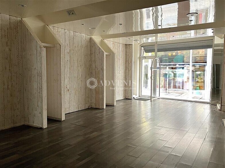 Local d'activités dans Bourges à vendre - Photo intérieure – Image 1 sur 6