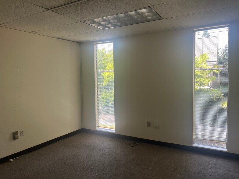 70 W Oakland Ave, Doylestown, PA à louer - Photo intérieure – Image 2 sur 6