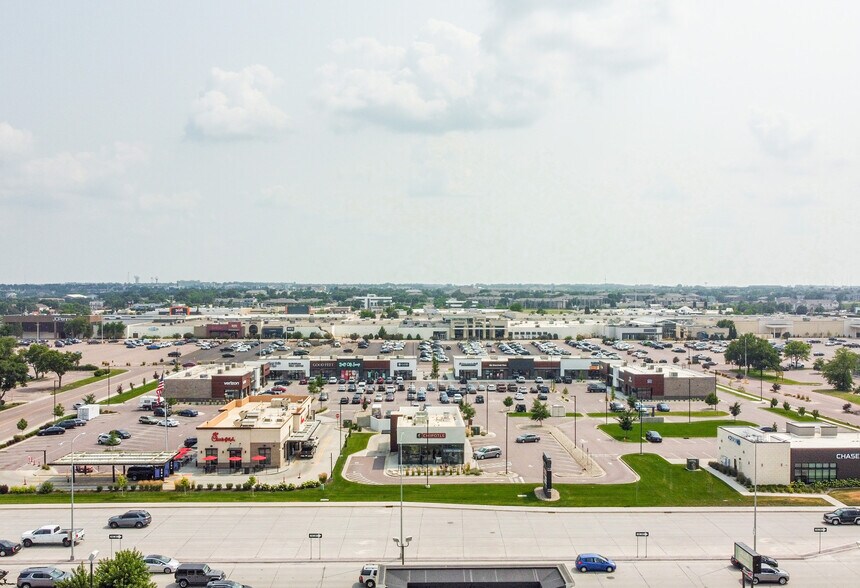 4101 W 41st St, Sioux Falls, SD à louer - Photo de l’immeuble – Image 1 sur 9