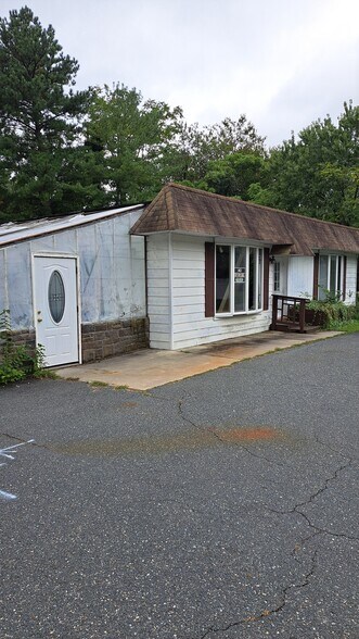 4401 E Joppa Rd, Perry Hall, MD à vendre - Photo de l’immeuble – Image 3 sur 18