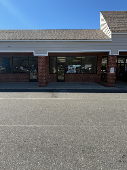 1680 NC Highway 5, Aberdeen, NC à louer - Photo de l’immeuble – Image 2 sur 5