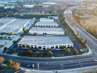 Plus de détails pour 21-29 W Easy St, Simi Valley, CA - Industriel/Logistique à louer