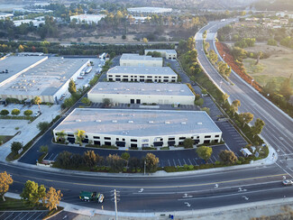 Plus de détails pour 21-29 W Easy St, Simi Valley, CA - Industriel/Logistique à louer