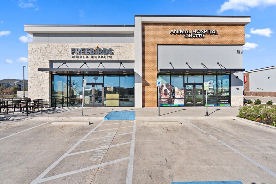 126 Chris Kelley blvd, Hutto, TX à vendre - Photo principale – Image 1 sur 6