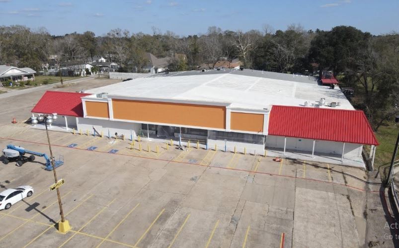 816 N Timberland Dr, Lufkin, TX à vendre - Photo de l’immeuble – Image 1 sur 1