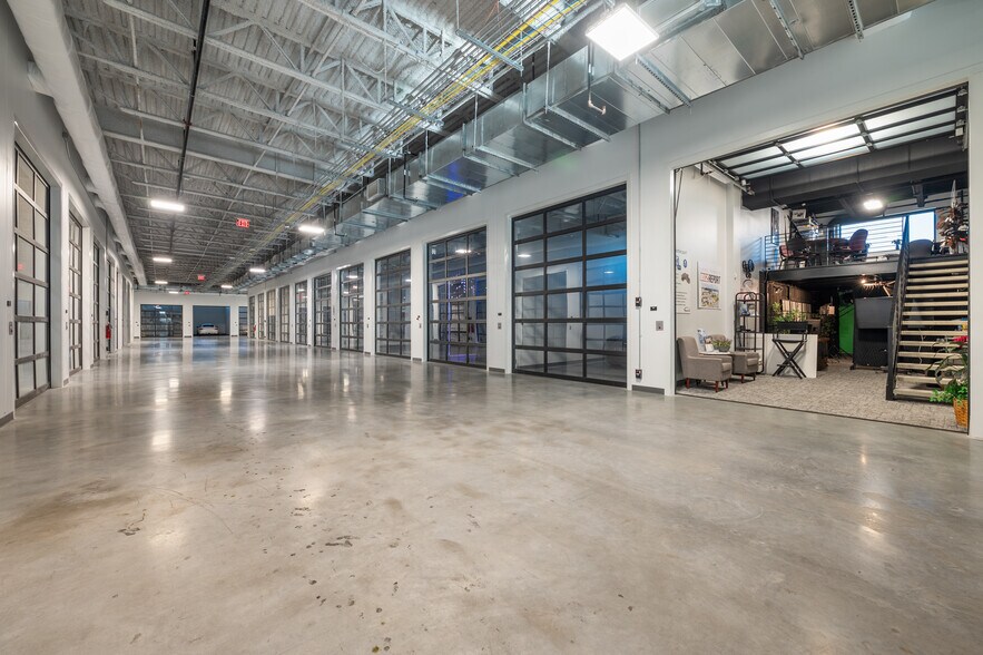 4229 FM 620, Austin, TX à vendre - Photo intérieure – Image 1 sur 17