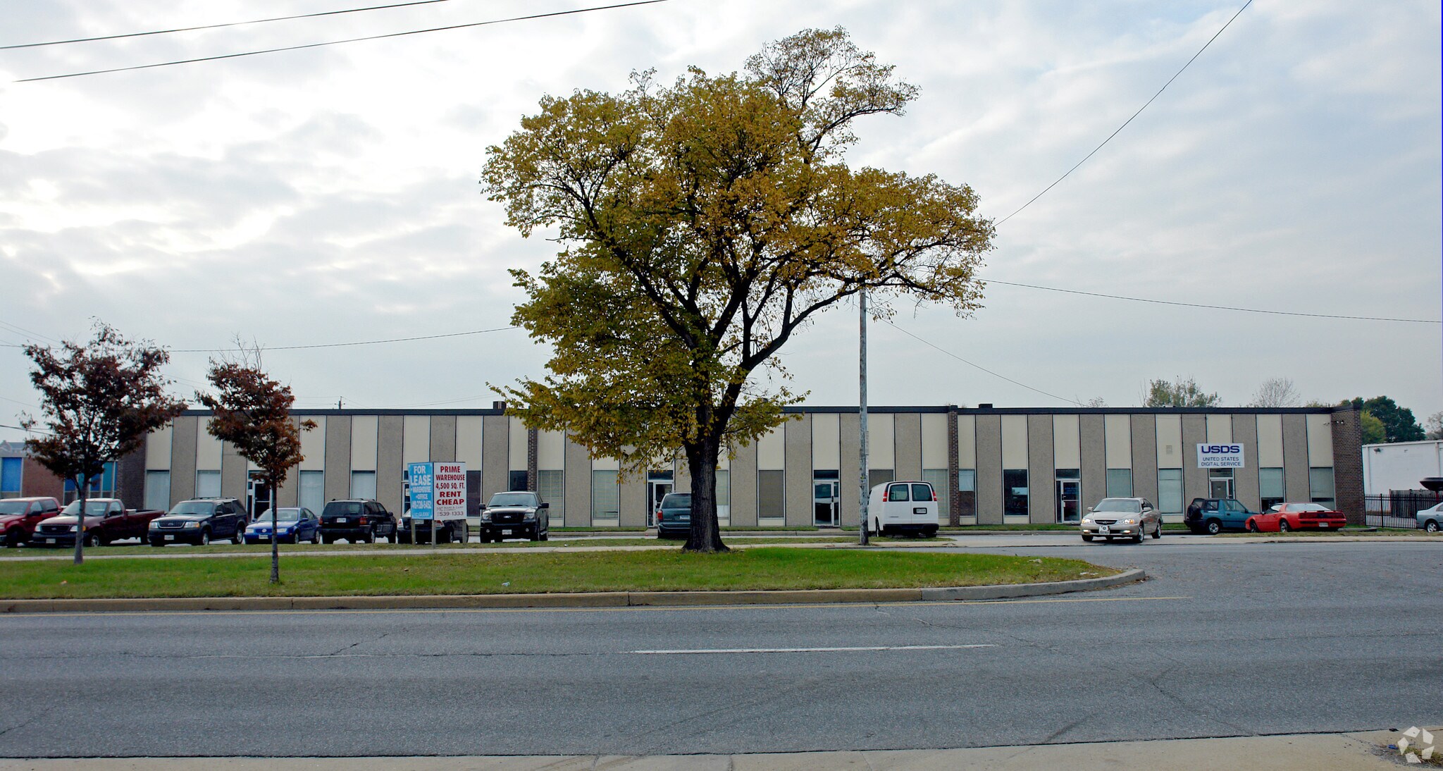 1722-1738 Edison Hwy, Baltimore, MD à louer Photo principale– Image 1 sur 2