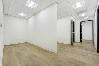 11600 Wilshire Blvd, Los Angeles, CA à louer Photo intérieure– Image 1 sur 4