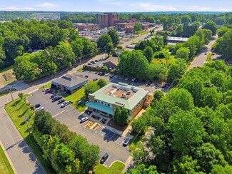 Plus de détails pour 701-707 Bryant St, Statesville, NC - Bureau à vendre