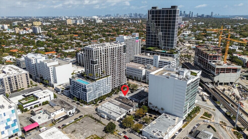 3838 Shipping Ave, Miami, FL à vendre - Photo de l’immeuble – Image 2 sur 24