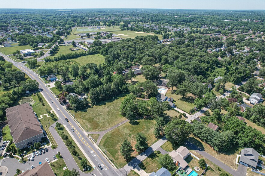 1516-1566 Chews Landing Rd, Blackwood, NJ à vendre - Photo de l’immeuble – Image 3 sur 4
