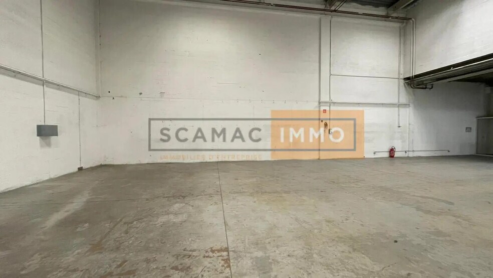 Industriel/Logistique dans Gennevilliers à louer - Photo de l’immeuble – Image 3 sur 7