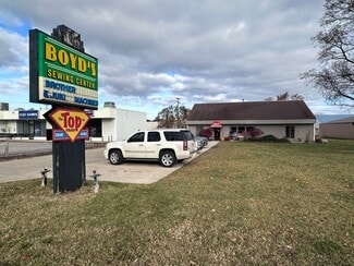 Plus de détails pour 966 W South Airport Rd, Traverse City, MI - Local commercial à vendre