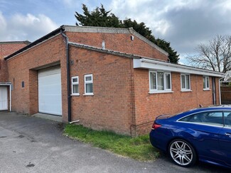Plus de détails pour 4-6 Fancy Rd, Poole - Local d'activités à louer