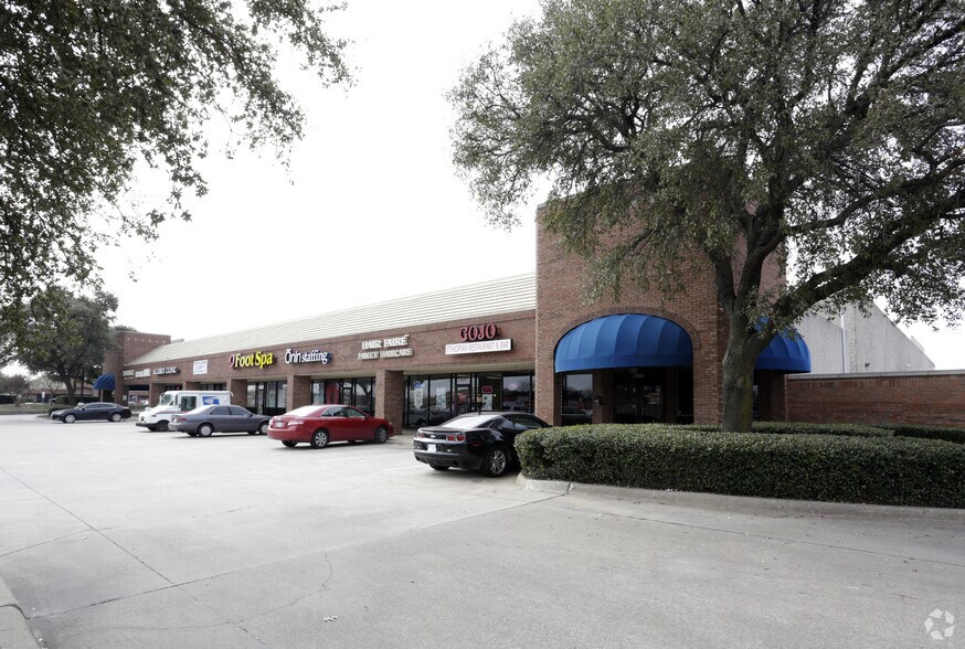 2105-2193 Buckingham Rd, Richardson, TX à louer - Photo principale – Image 3 sur 9