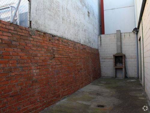 View Photo