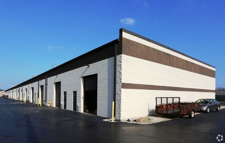 176 Detroit St, Cary, IL à louer - Photo de l’immeuble – Image 2 sur 4