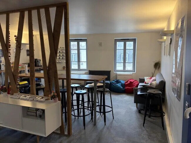 Plus de détails pour 13 Rue De Charenton, Paris - Bureau à louer