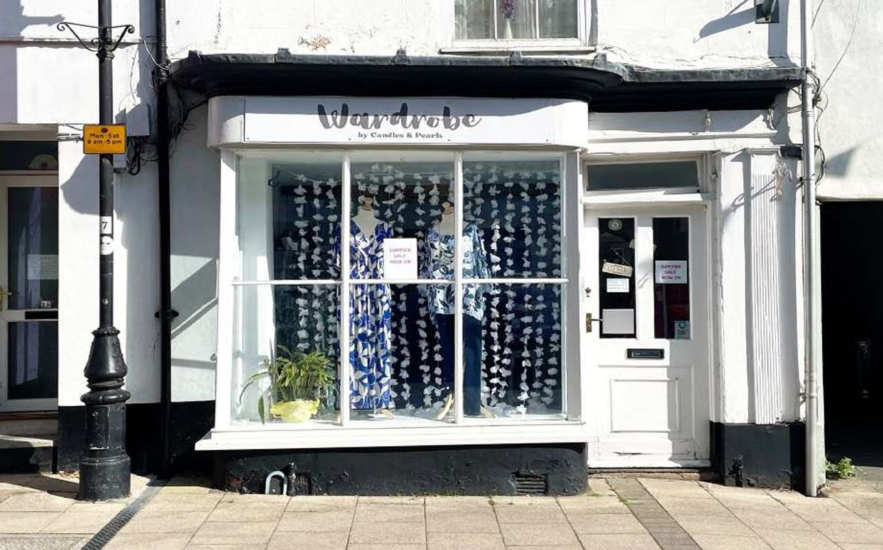 11A South St, Torrington à louer Photo principale– Image 1 sur 2