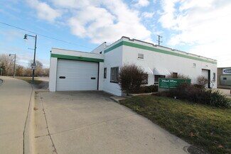 Plus de détails pour 400 S Pine St, Burlington, WI - Local commercial à vendre