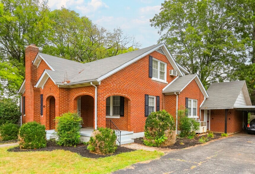 103 Bass Dr, Columbia, TN à vendre - Photo de l’immeuble – Image 1 sur 42